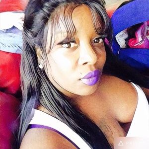 Meet your Posher, Cola